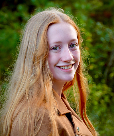 Kathryn's headshot.