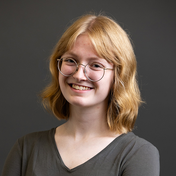 Headshot of Erica Sundermeyer.