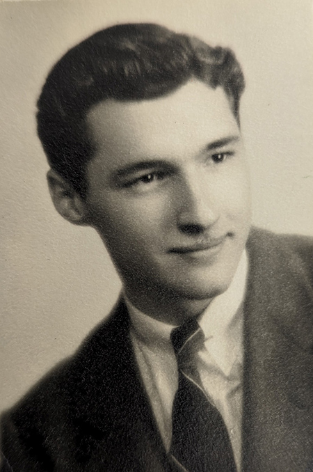 yearbook photo of Earl Krumwiede.