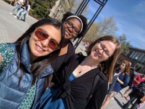 Amanda White ’17S (MBA) (right) with fellow Simon grads Aileen Hayman ’17S (MBA) (left) and Tanisha Howell ’17S (MBA) (center)