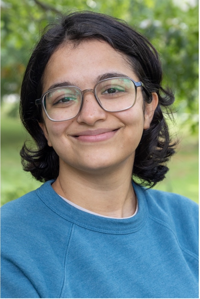 Headshot of Anushka Jain.