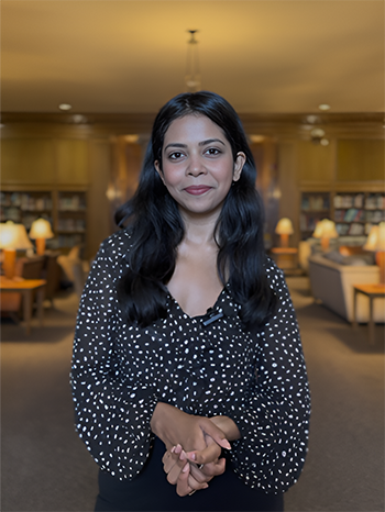 Karishma's headshot.