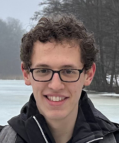 Headshot of Ryan Rosenblatt.