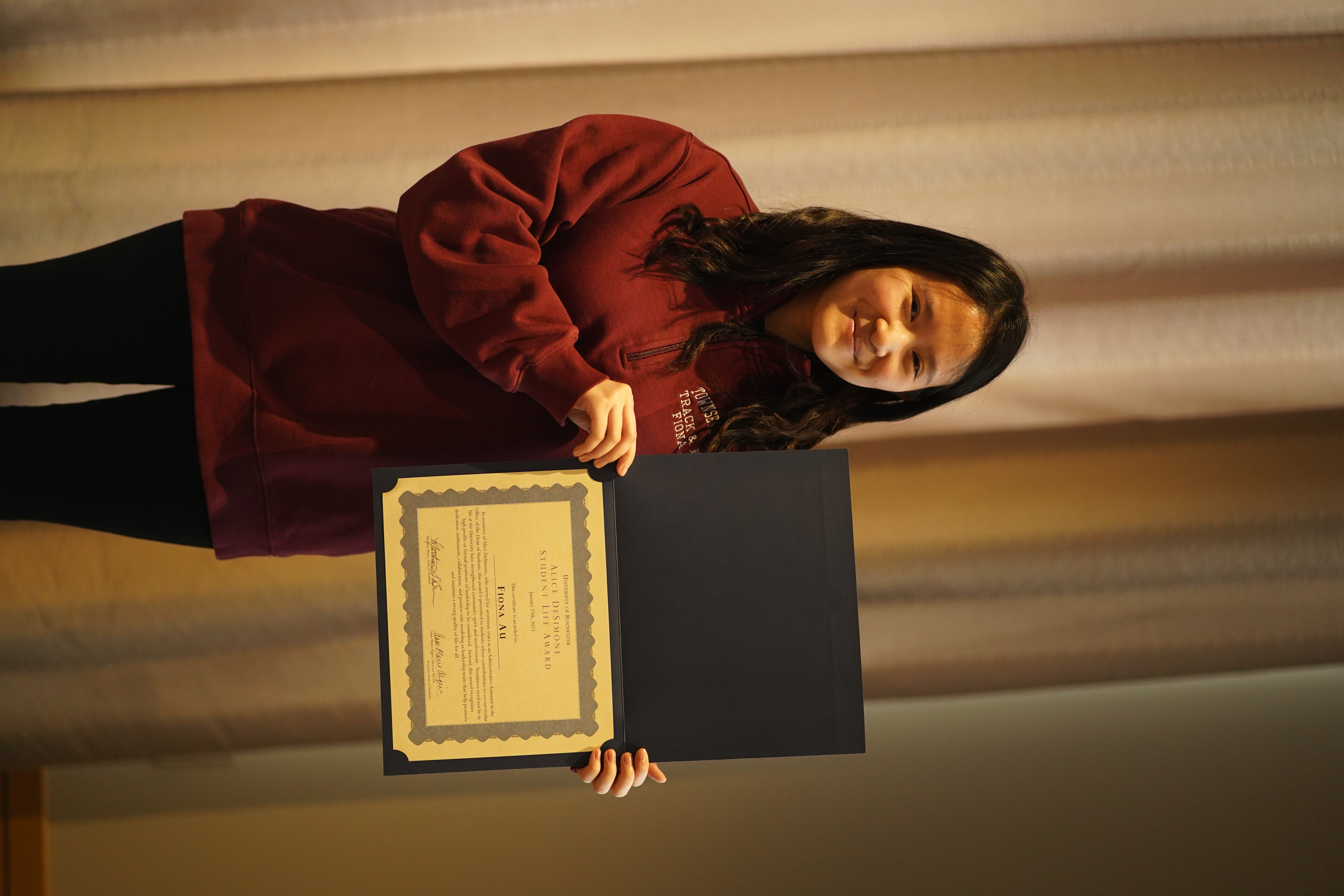 Fiona Au accepting award