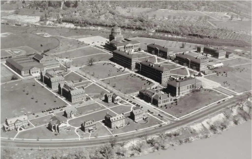 Black and white aerial photo of the University of Rochester River Campus.
