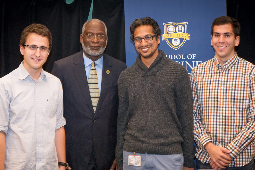 Former Surgeon General David Satcher with medical students