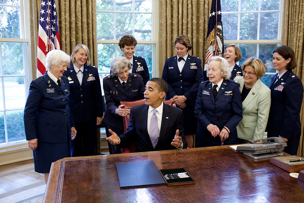 group of women at the Oval Office with President Obama