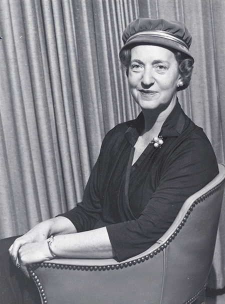 archival portrait of Vera Micheles Dean.