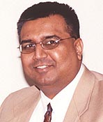Muzzammil Hassan ’85, ’96S (MBA)